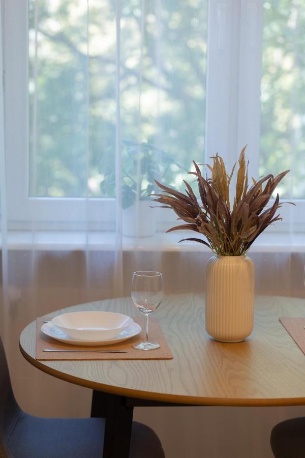 Studio Warsaw Wlochy 1 Sierpnia By Noclegi Renters Esterno foto